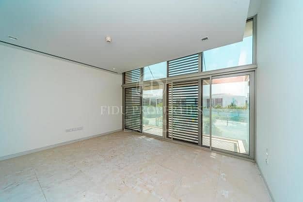 Serious Seller | Contemporary | Vacant on Transfer