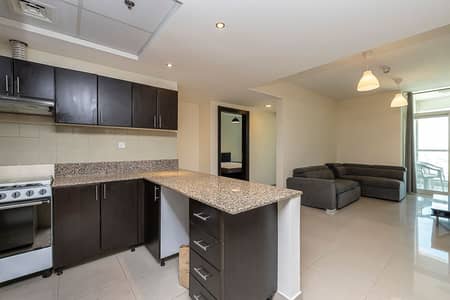 Well-maintained Apt and Golf Course View