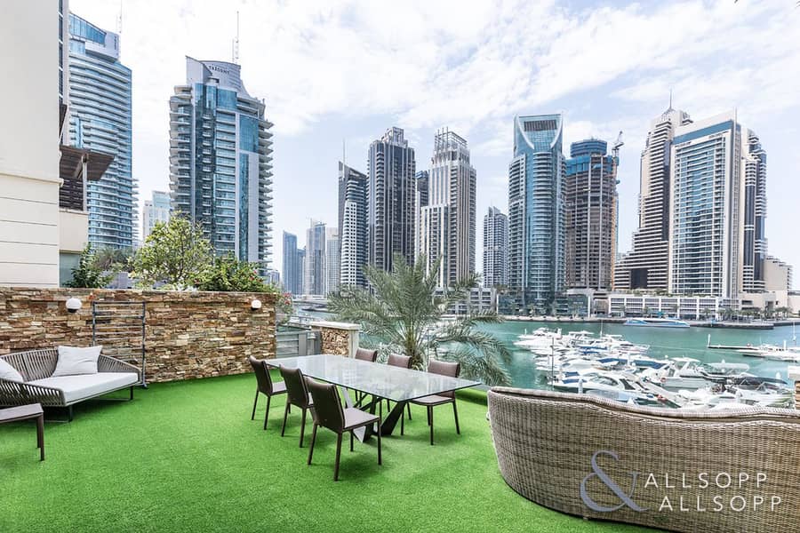 位于迪拜码头，迪拜滨海大厦（怡玛6号大厦），阿尔安巴尔大厦 4 卧室的别墅 16950000 AED - 5447478