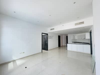 AL-VACANT ON TRANSFER| IDEAL LOCATION| BRIGHT UNIT|2BHK IN YACHT BAY