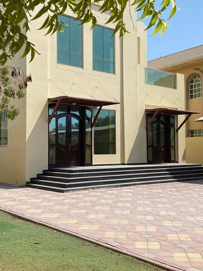 4 Bedroom Villa for Sale in Al Nekhailat, Sharjah - Luxurious villa for sale in Al Nakhilat area - Sharjah - United Arab Emirates.