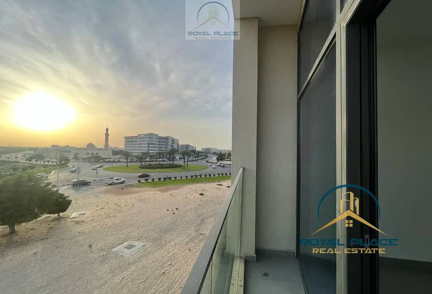 Beautiful 2BHk + laundry | Light and Bright Beautiful 2BHk + laundry | Light and Bright
