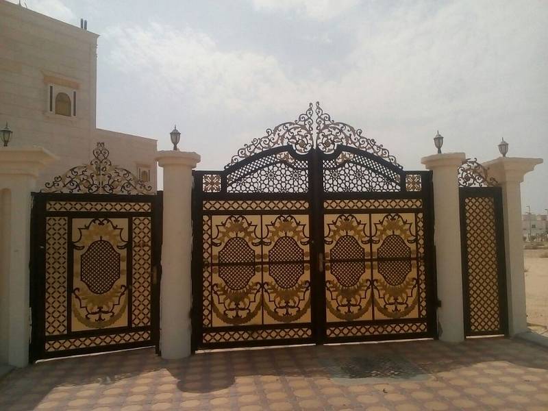 For rent studios in the city of Chekhbut (city of Khalifa B) Villa as a palace
