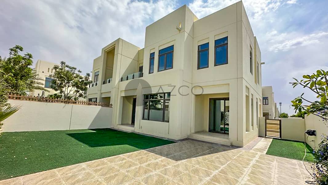 Type E with Study | Corner | Landscaped Garden Type E with Study | Corner | Landscaped Garden