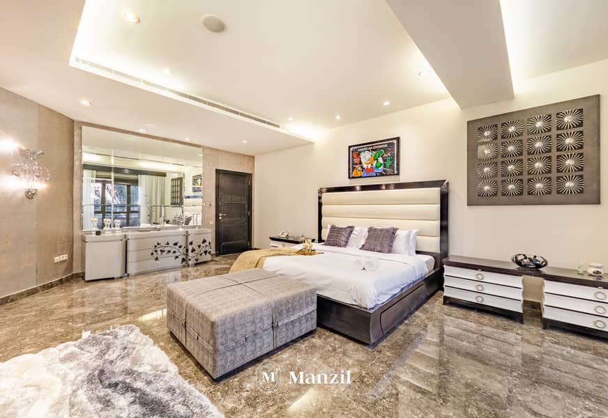 19 Bedroom Area