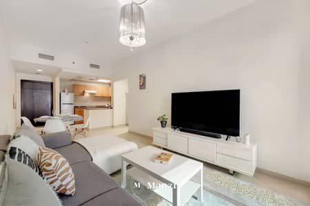 1 Bedroom Apartment for Rent in Dubai Marina, Dubai - Living Area