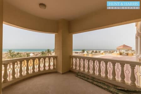 Sea Views - Beachfront Location - Ideal Investment