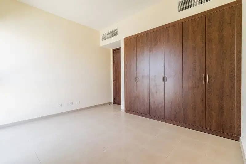 Modern 4-bedroom Townhouse Al Jouri, Al Zahia. Modern 4-bedroom Townhouse Al Jouri, Al Zahia.