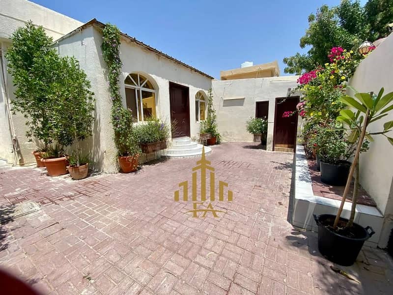 ground floor villa for sell with electricity and waetr and A/C- al rawda 2 - ajman