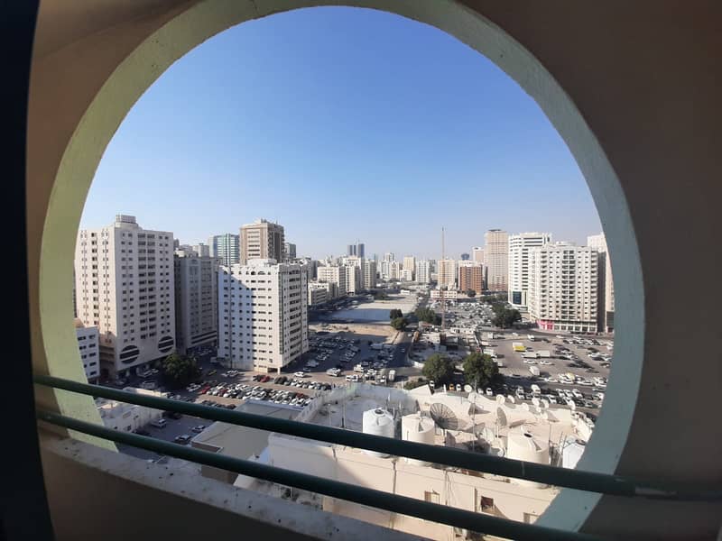 Квартира в Абу Шагара, 2 cпальни, 270000 AED - 6376671