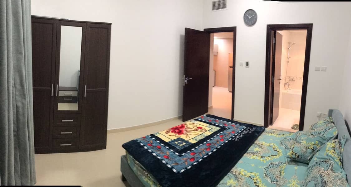 1bedroom hall furnish avalable monthly basis =3500
