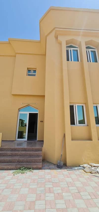 For rent a two-floors villa in Al Nouf area in Sharjah