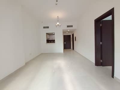 1 Bedroom Flat for Rent in Dubai Silicon Oasis, Dubai - Modern 1BHK | All Facilities | Bright and Spacious