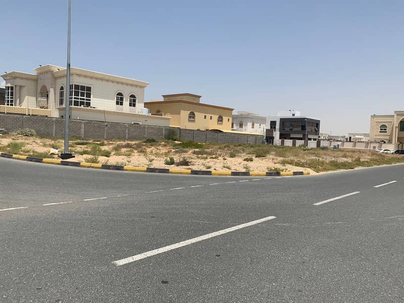 For sale corner land in Sharjah / Al Hoshi. near the new bridge, mosque and garden