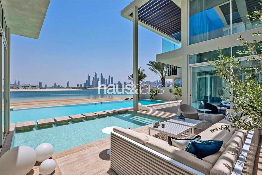 Ocean Breeze Modern | Luxury Tip Mansion