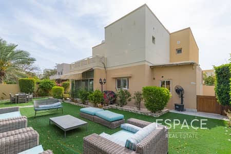 4 Bedroom Villa for Rent in The Meadows, Dubai - 4 Bedrooms | Upgraded and Extended