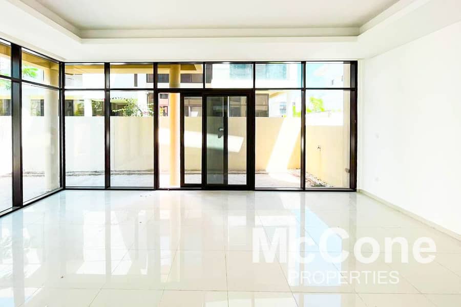 Sophisticated 3BR Villa | Spacious | Vacant Sophisticated 3BR Villa | Spacious | Vacant