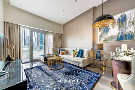 1 Bedroom Flat for Rent in Business Bay, Dubai - Living Room