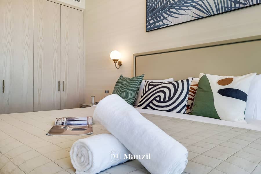 6 Bedroom Area