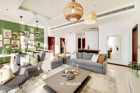 فلیٹ 3 غرف نوم للايجار في نخلة جميرا، دبي - Living Area