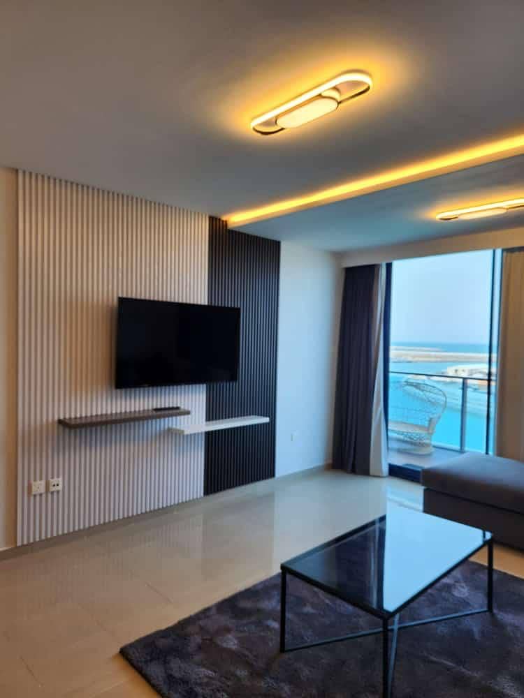 Magnificent Modern Design 1Bed Full Sea View