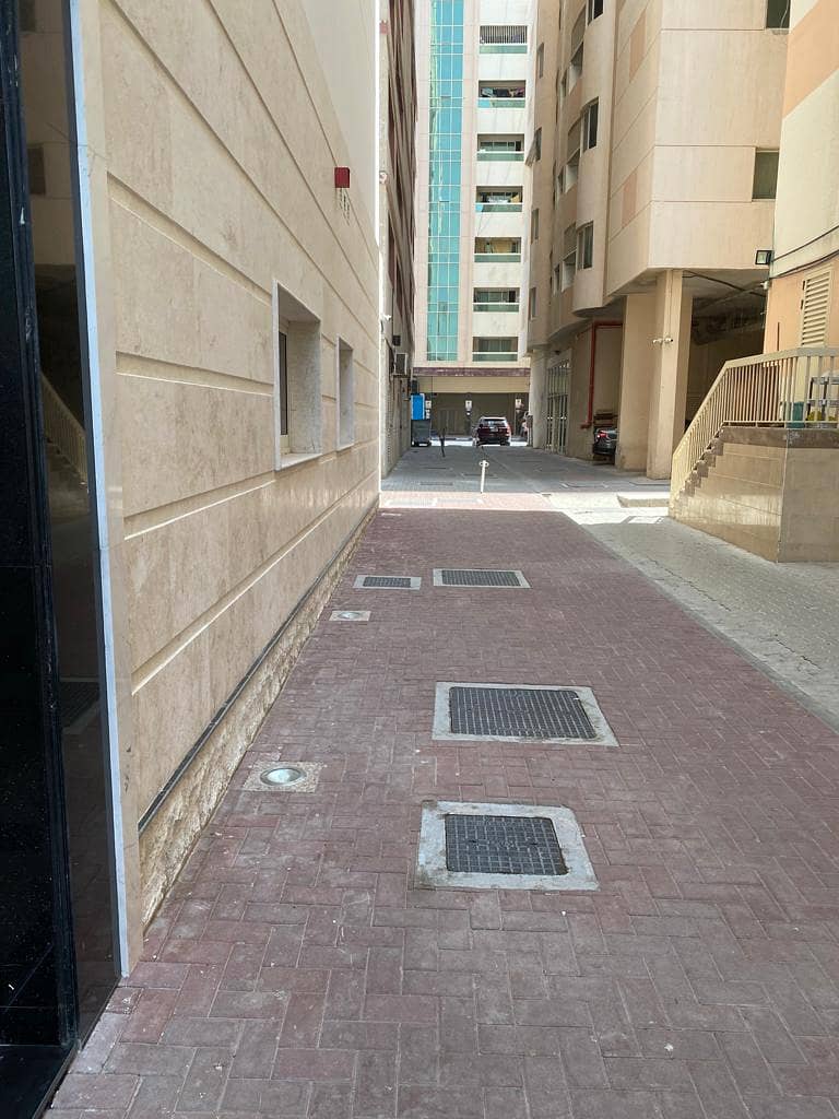Tower for sale ground floor + 4 parks + 12 floors residential commercial Tower for sale ground floor + 4 parks + 12 floors residential commercial