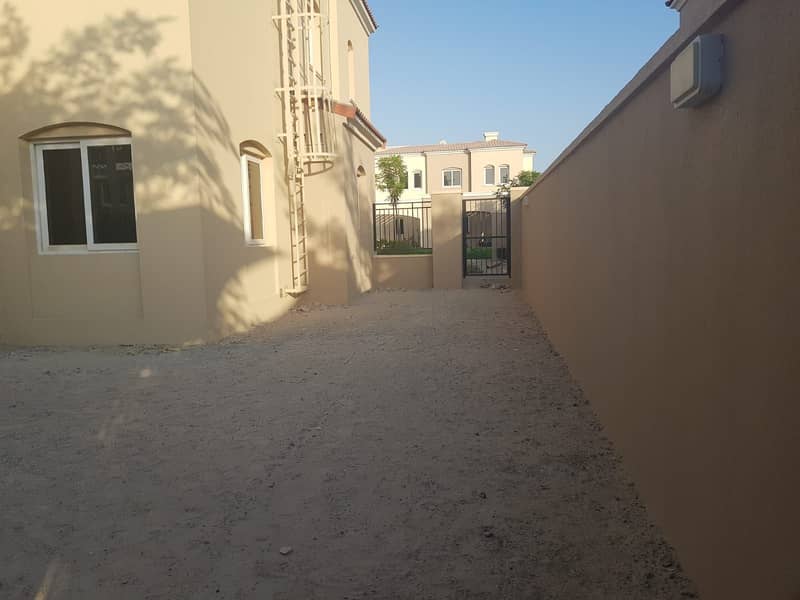 Spacious | Beautiful Layout | Best Price Spacious | Beautiful Layout | Best Price
