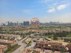 شقة في برج الغولف،مدينة دبي الرياضية 2 غرف 72000 درهم - 7371737