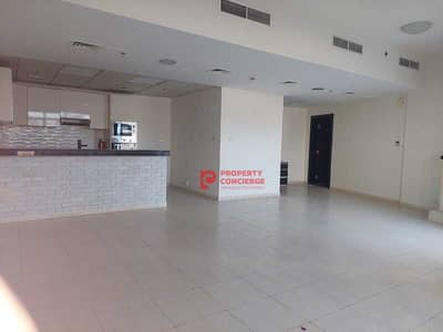 2BHK Duplex | Chiller Free | Close to Circle Mall