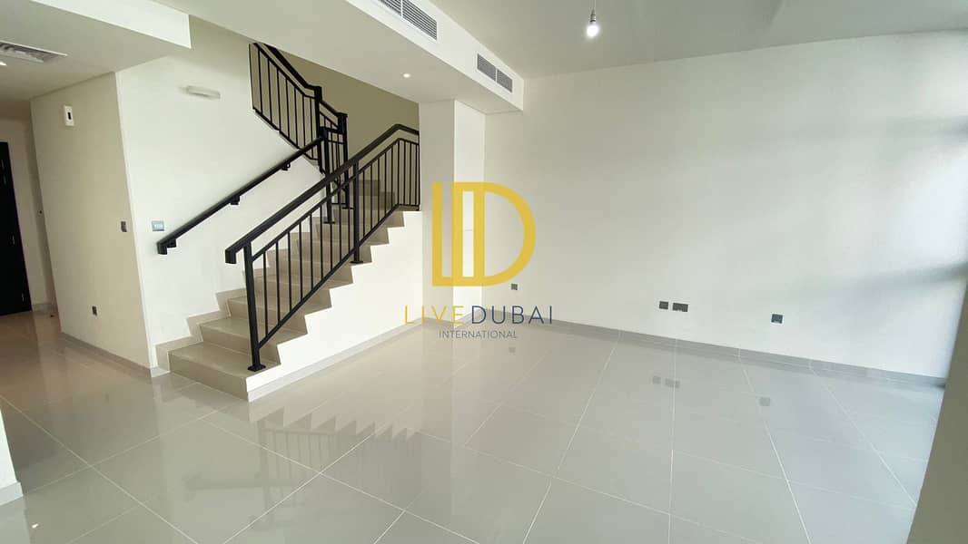 Brand New | Maid Room | Middle Unit | Large Terrace | Back to Back