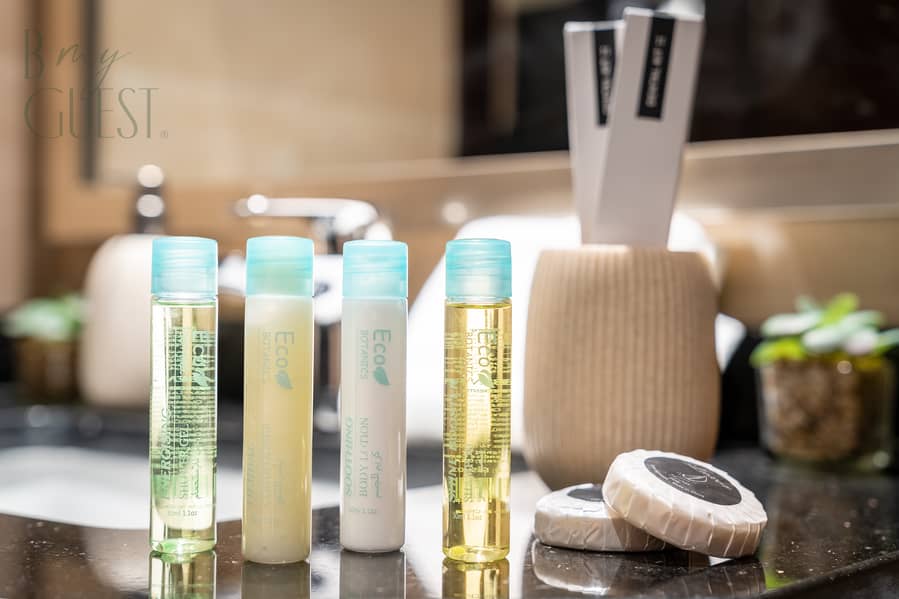 Upgraded 2BR Close to Metro and Marina Walk - Image 14