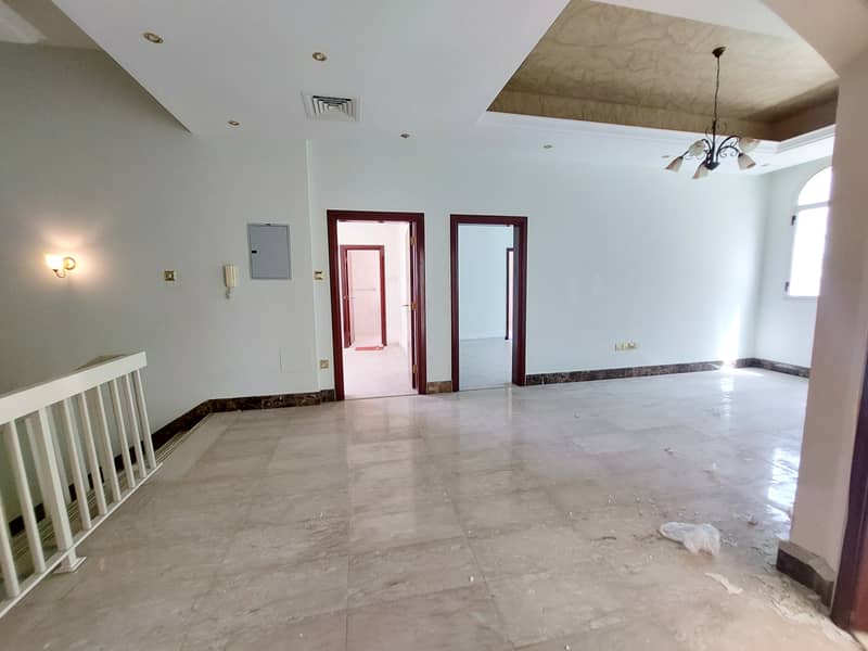 Spacious 5 bedroom double story villa close to al fisht cornchise area