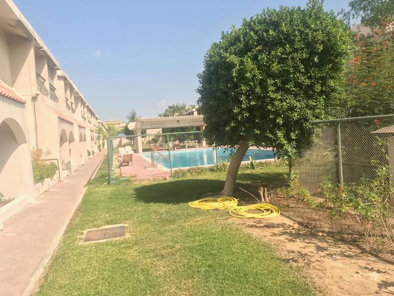 Nice 4 Bedroom compound villa in Jumeirah 3 at 140k