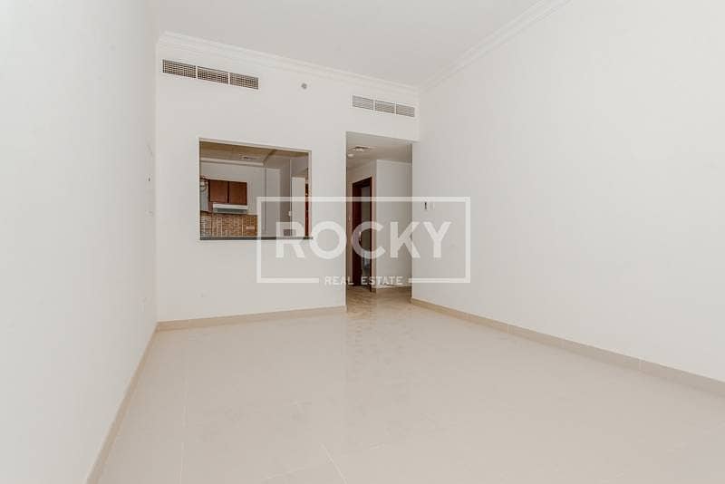 Ready To Move In|2 Bed Apartment|Closed Kitchen