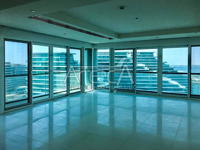 Exquisite 4 Bed Penthouse with Facilities! Stunning Ocean View in Al Bandar!