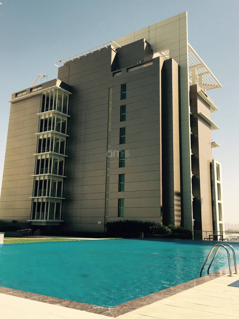 Grand 3+1 BR Apartment - Spacious with Sea View