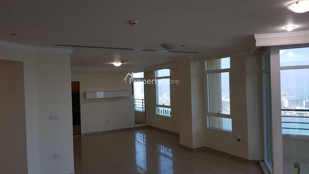 Beautiful 4BHK Sea View | Vacant For sale