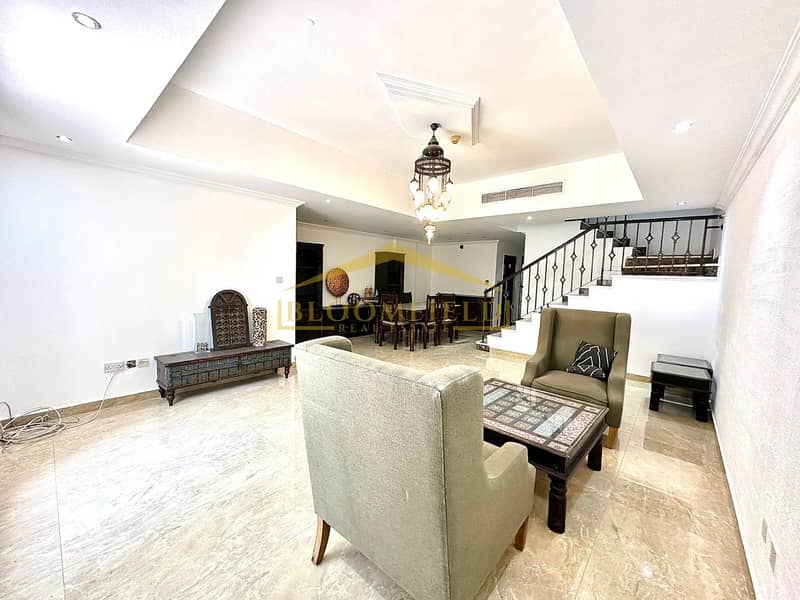 Upgraded Specious Townhouse || Private Pool || 3 bed Converted To 4 Bed