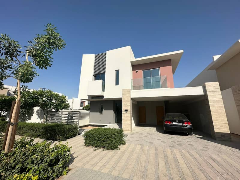 Spacious 3 bedrooms premium villa is available for rent zahia for 160,000 AED