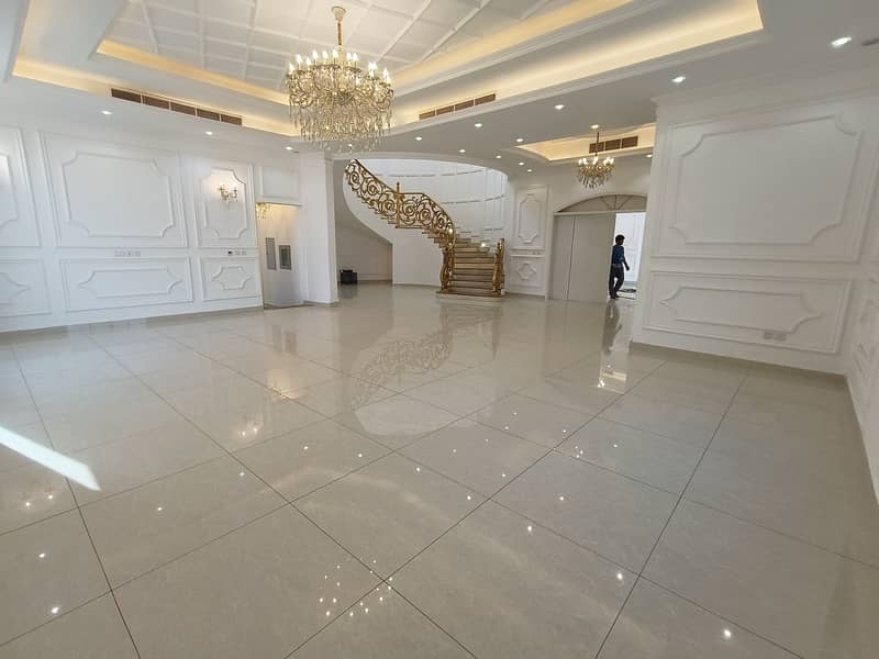 Specious 5bhk Villa|Big Hall|Majlis| Maid Room Just 350k.