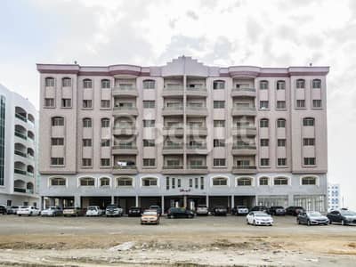 1 Bedroom Flat for Rent in Green Belt, Umm Al Quwain - A one-bedroom apartment with two bathrooms in the Plaza Building - with a good size and a very reasonable price - without commission - directly from t