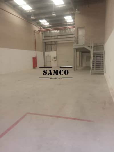 Warehouse for Rent in Jebel Ali, Dubai - 3000 sqft insulated Warehouse with 70kW power and Mezzanine in Jebal Ali