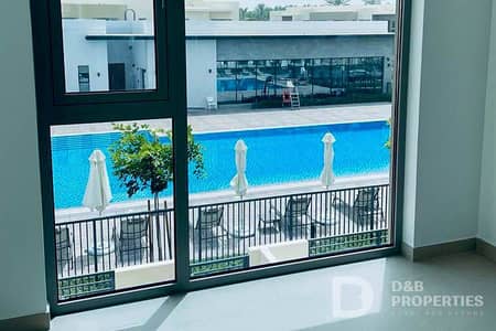 Single Row | On Pool | Vacant Unit
