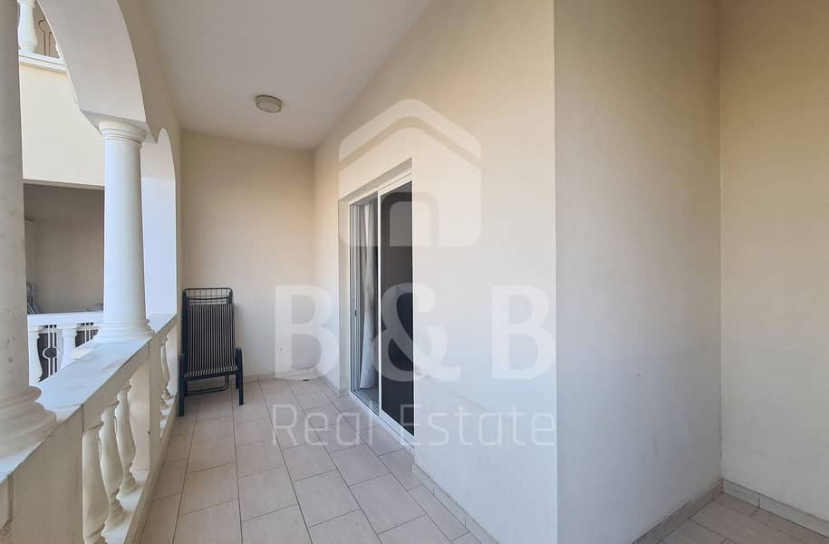 Amazing 1 Bedroom - Big Balcony Amazing 1 Bedroom - Big Balcony