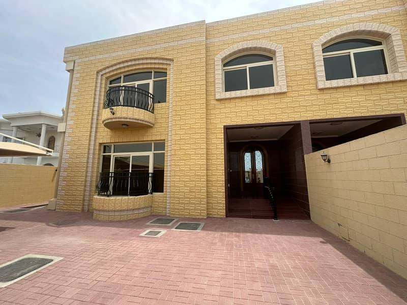Brand new 5 bedrooms villa is available for rent in suyoh sharjah for 130,000 AED