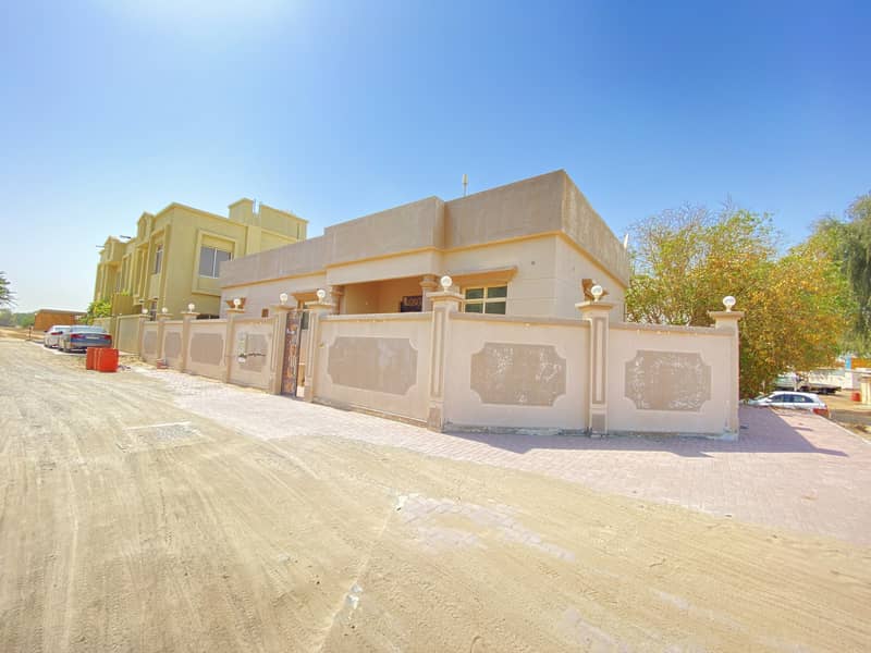 Villa for rent in Ajman, Al Hamidiyah area, with air conditioners, very cle