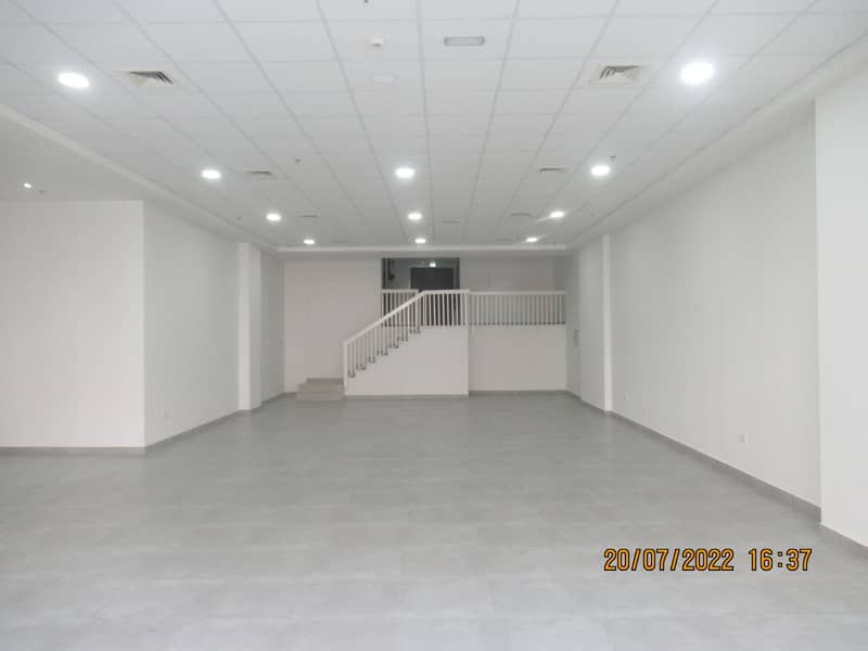 1740,1885,2055,5680 sq ft brand new fitted showrooms|chillers free|road facing|150PSFT|262Kp/a