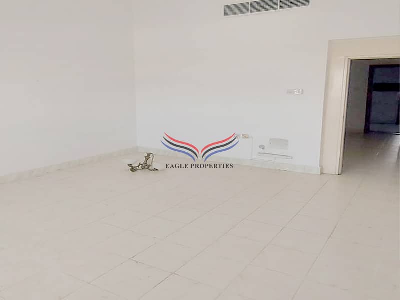 Auspicious Studio | Behind NMC Hospital | Amazing Offer