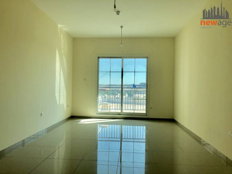 Large Studio Apartment  For RENT in Green Park Tower JVT