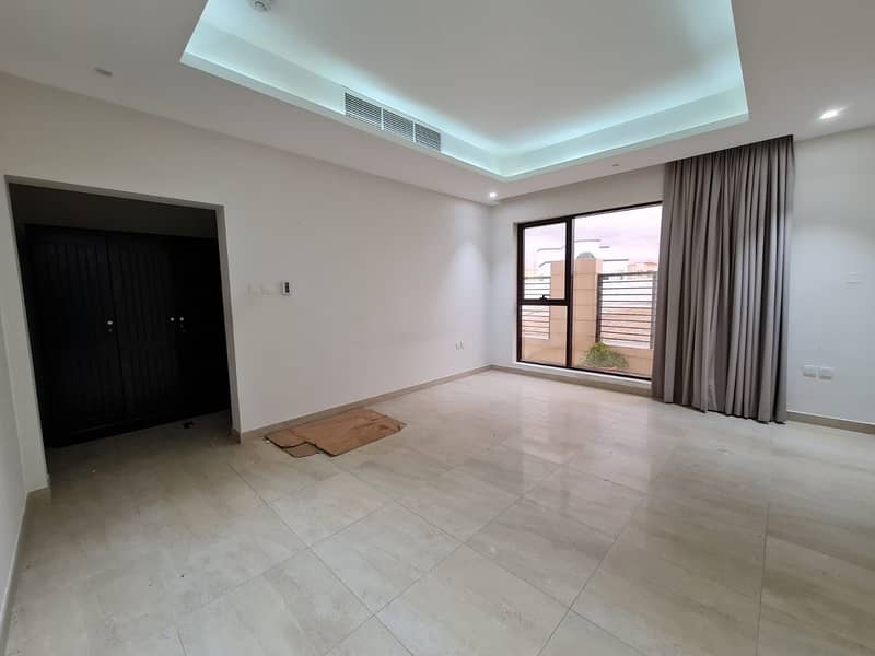 3 bhk !Villa ! khawaneej ! 150K !